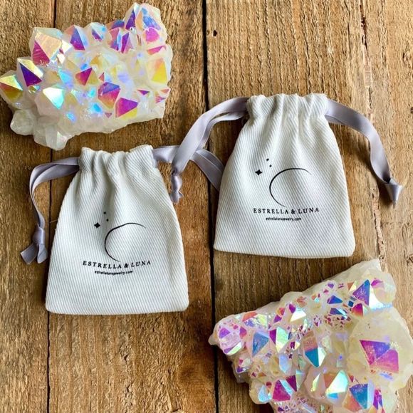 Labradorite Crescent 22K Gold Boho Necklace - Picture 9 of 10